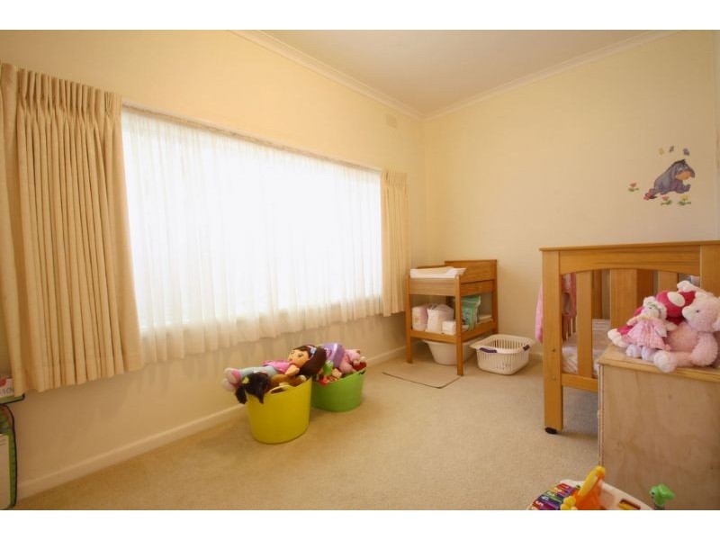 11 Lee Parade, Leongatha VIC 3953