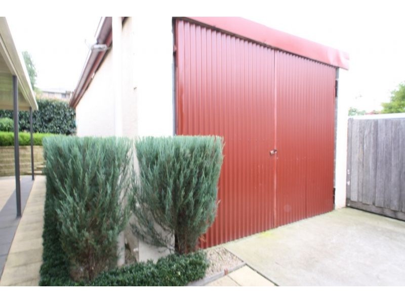 11 Lee Parade, Leongatha VIC 3953