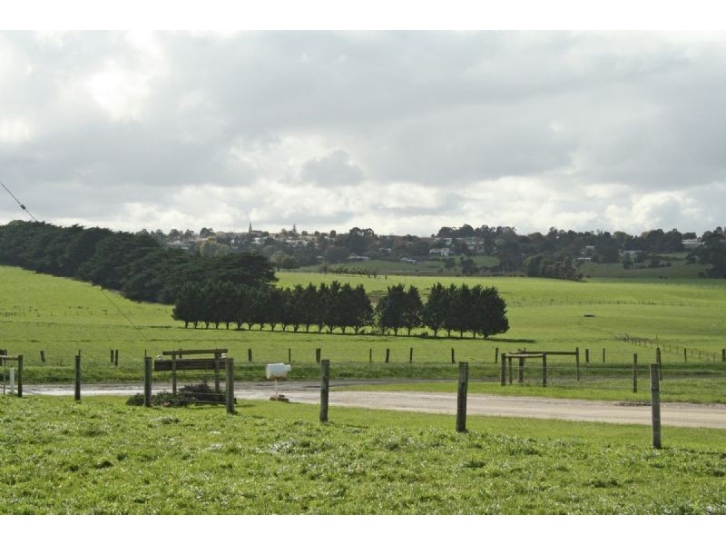 . Simons Lane, Leongatha VIC 3953