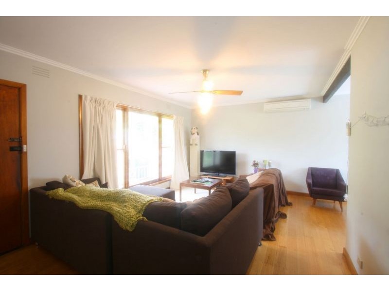 27 Parr Street, Leongatha VIC 3953
