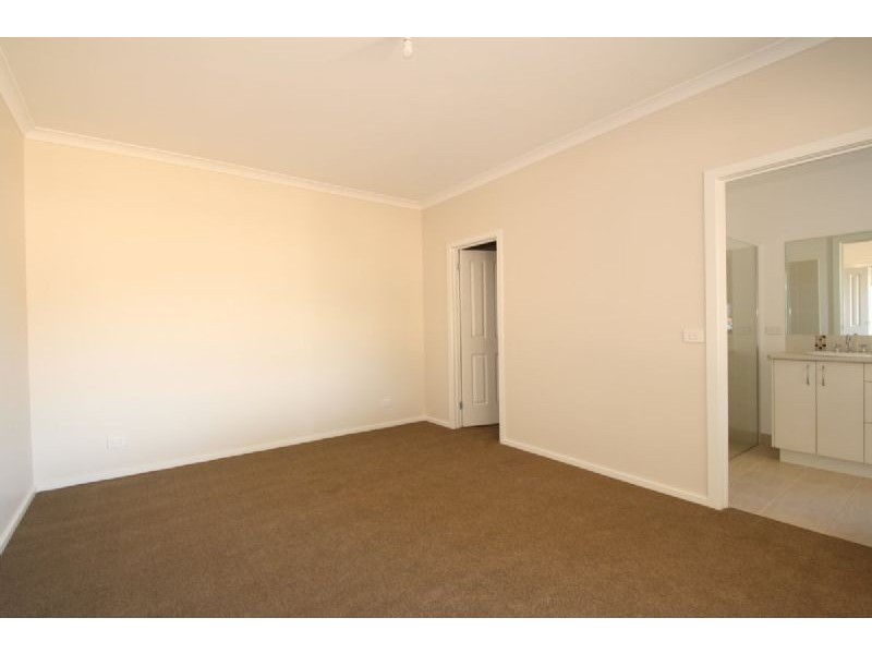 6b Ritchie Street, Leongatha VIC 3953