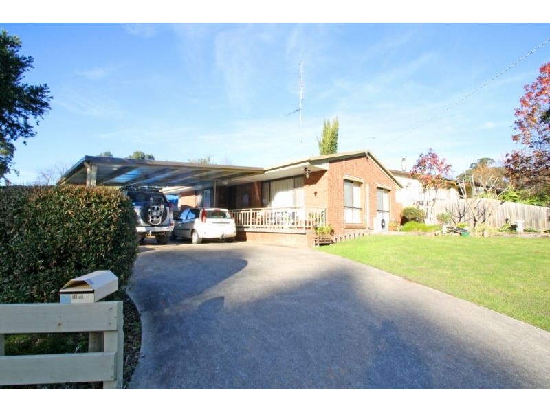 24 Mary Rogers Crescent, Leongatha VIC 3953