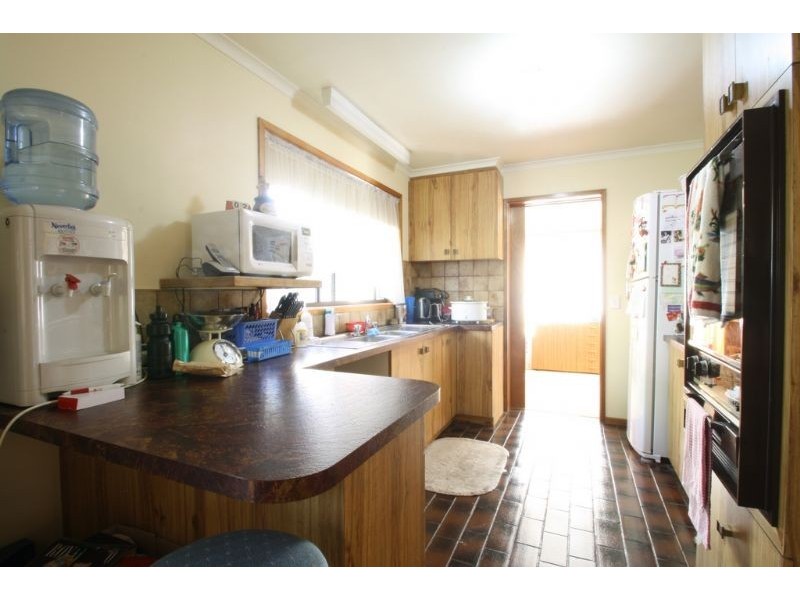 24 Mary Rogers Crescent, Leongatha VIC 3953