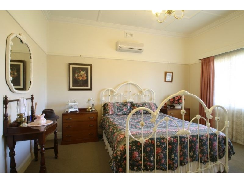 13 Ogilvy Street, Leongatha VIC 3953