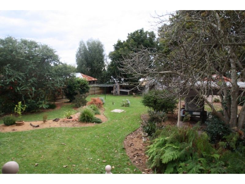 13 Ogilvy Street, Leongatha VIC 3953