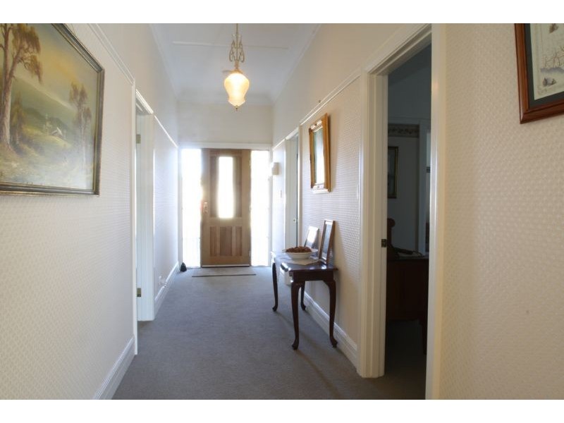 13 Ogilvy Street, Leongatha VIC 3953