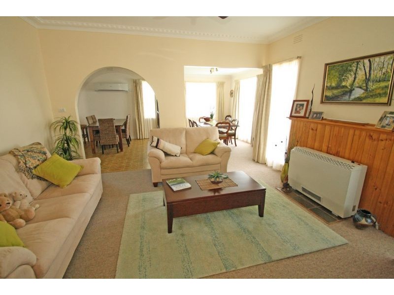 61 Peart Street, Leongatha VIC 3953