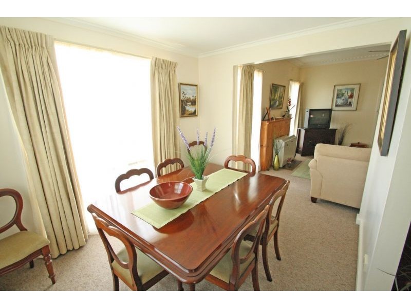 61 Peart Street, Leongatha VIC 3953