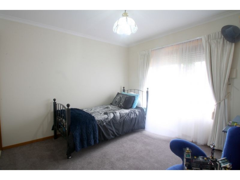 11 Griffin Road, Leongatha VIC 3953