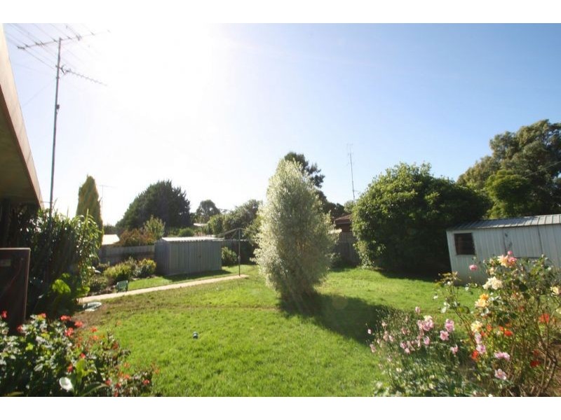 19 Brown Street, Leongatha VIC 3953