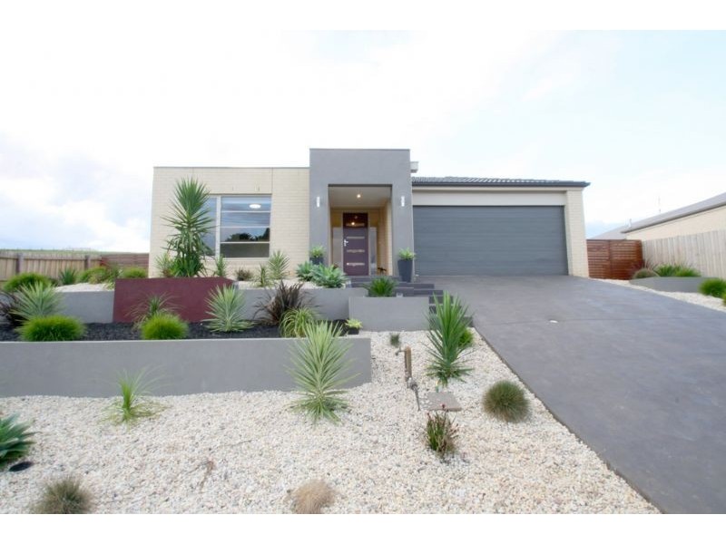 17 Higg Street, Leongatha VIC 3953