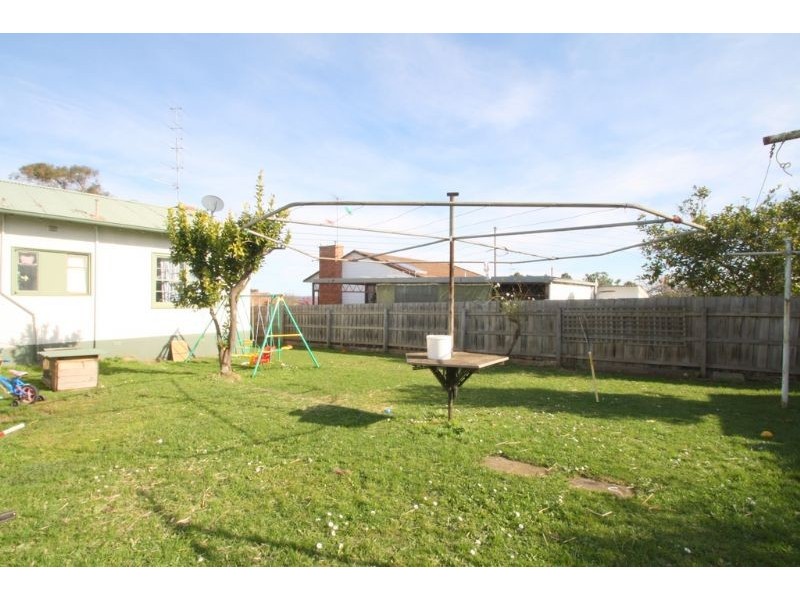 7 Owen Street, Leongatha VIC 3953