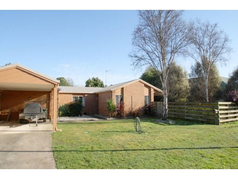 1A Clinton Court, Leongatha VIC 3953