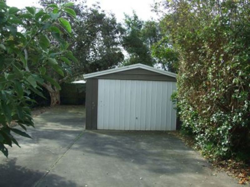 4 Bate Street, Leongatha VIC 3953