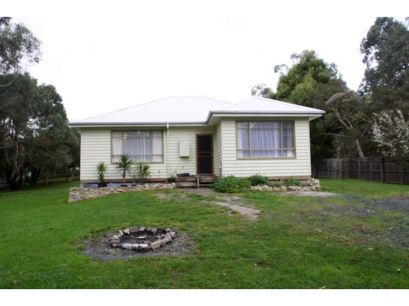 137 Whitelaw Street, Meeniyan VIC 3956