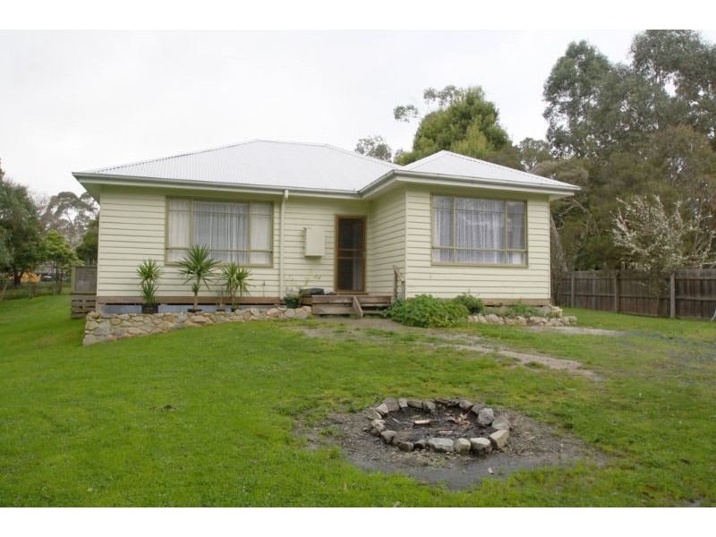 137 Whitelaw Street, Meeniyan VIC 3956