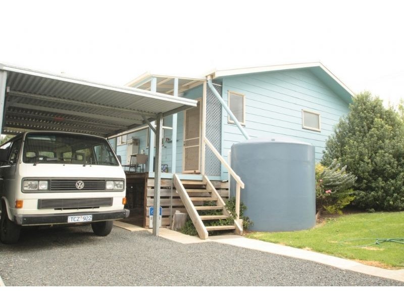 18 Farmers Road, Dumbalk VIC 3956