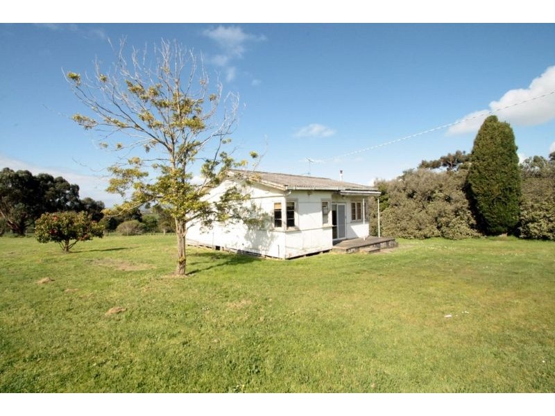 17 Geale Street, Meeniyan VIC 3956