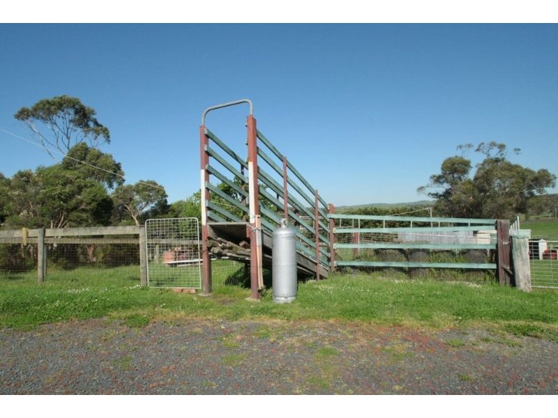 35-45 McIlwaine Street, Meeniyan VIC 3956