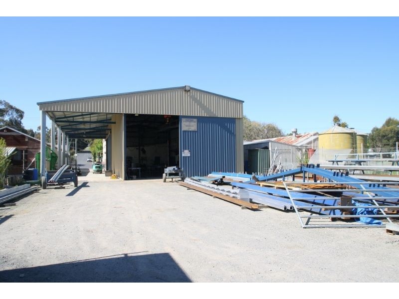 138 Whitelaw Street, Meeniyan VIC 3956