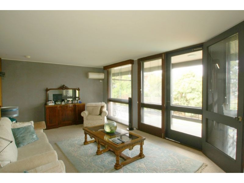 29 Blackmore Avenue, Leongatha VIC 3953