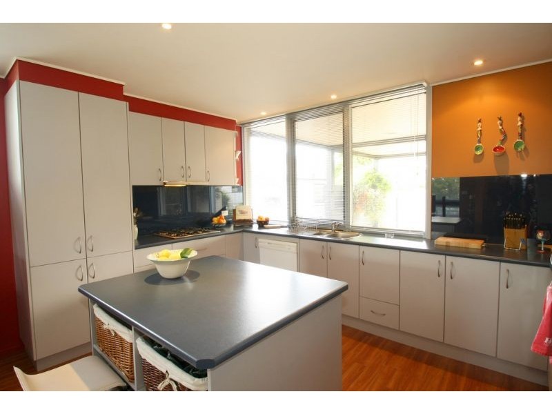 29 Blackmore Avenue, Leongatha VIC 3953