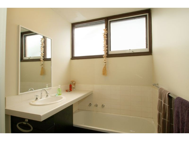 29 Blackmore Avenue, Leongatha VIC 3953