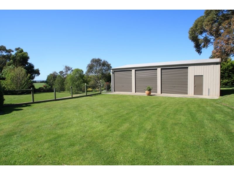 305 Hillgroves Road, Leongatha VIC 3953