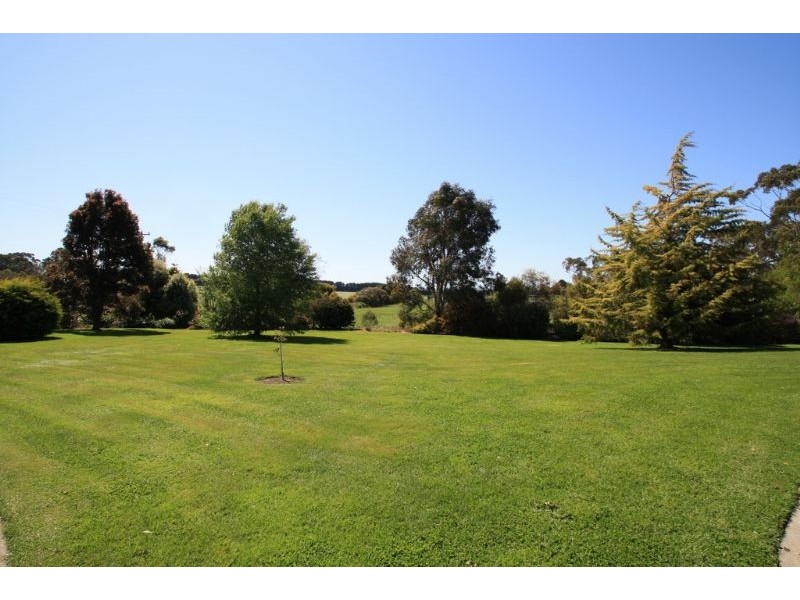 305 Hillgroves Road, Leongatha VIC 3953