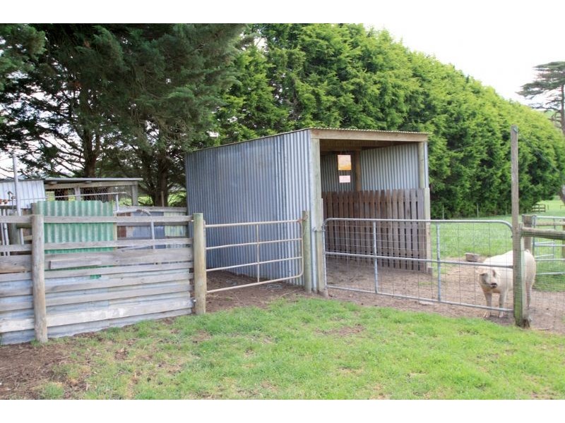 8955 Sth Gippsland Hwy KARDELLA SOUTH, Leongatha VIC 3953