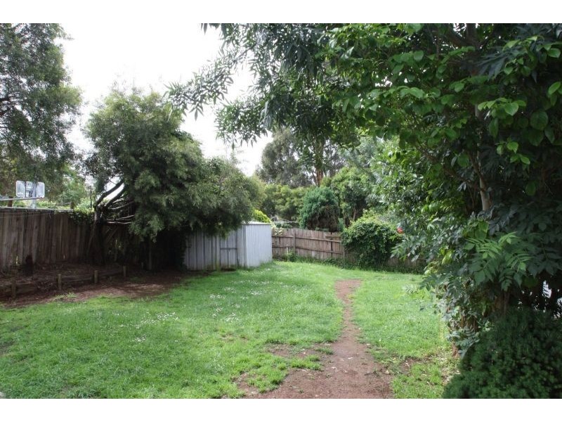 7 Turner Street, Leongatha VIC 3953