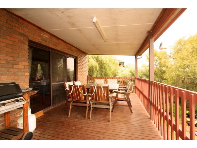 13 Callaway Crescent, Leongatha VIC 3953