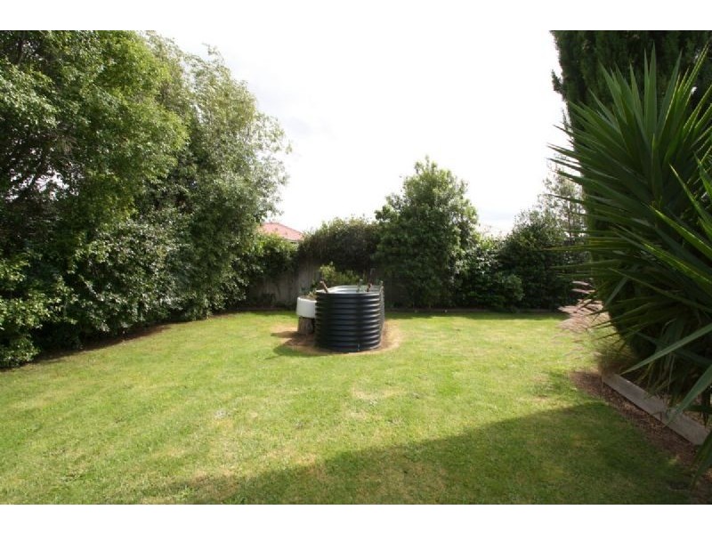 2 Elaine Court, Leongatha VIC 3953