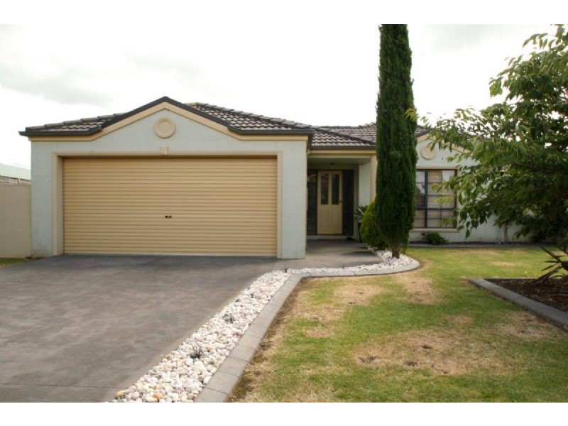 2 Elaine Court, Leongatha VIC 3953