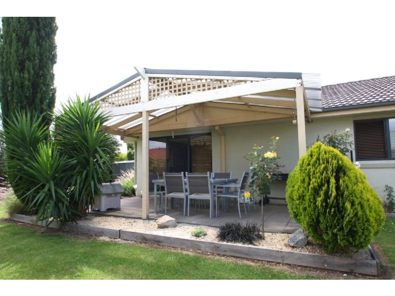 2 Elaine Court, Leongatha VIC 3953