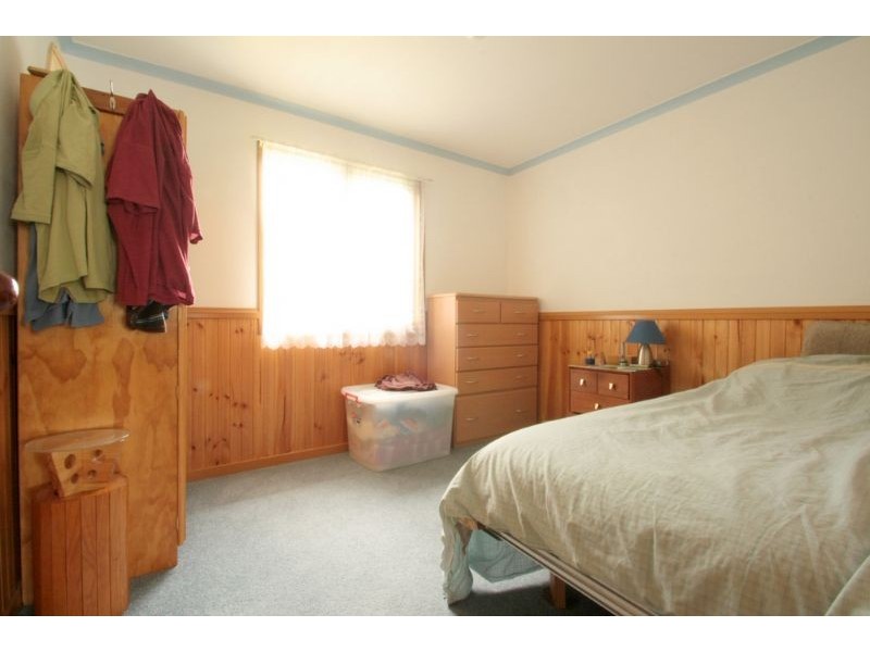 18 Farmers Road, Dumbalk VIC 3956