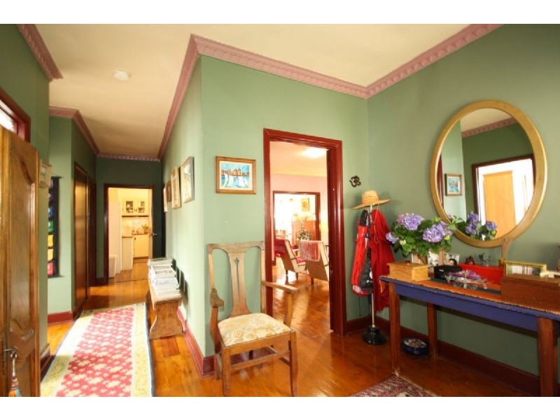 4 McDonald Street, Leongatha VIC 3953