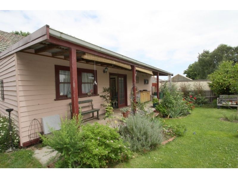 4 McDonald Street, Leongatha VIC 3953