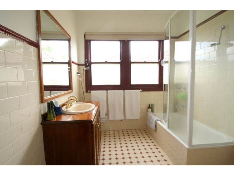 4 McDonald Street, Leongatha VIC 3953