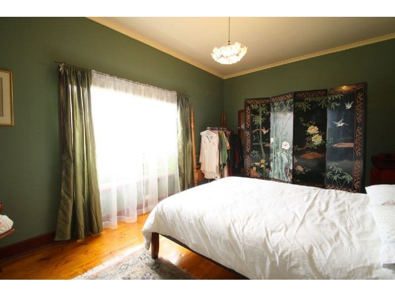 4 McDonald Street, Leongatha VIC 3953