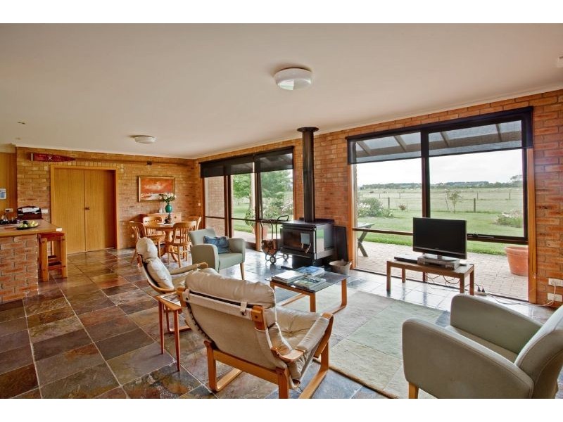 8065 Bass Highway, Leongatha VIC 3953