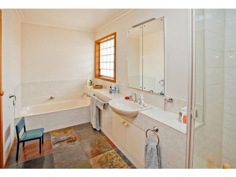 8065 Bass Highway, Leongatha VIC 3953
