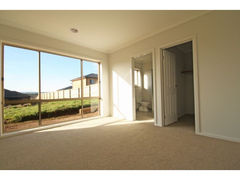 2/61 Shingler Street, Leongatha VIC 3953