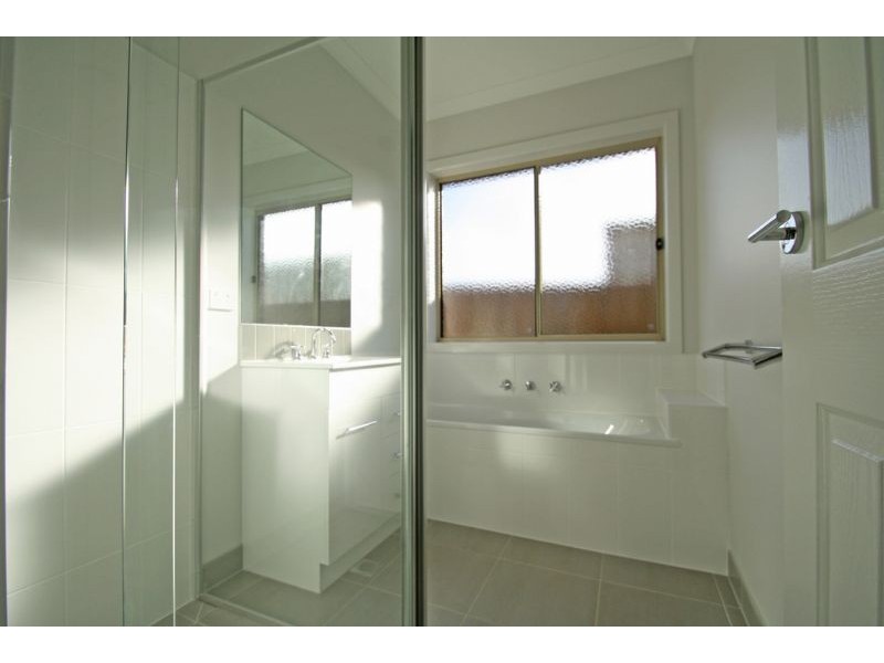 2/61 Shingler Street, Leongatha VIC 3953