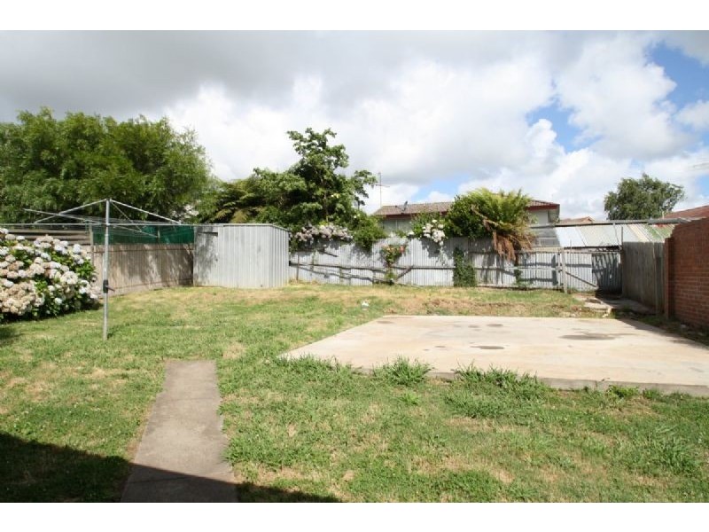 44 Greenwood Parade, Leongatha VIC 3953