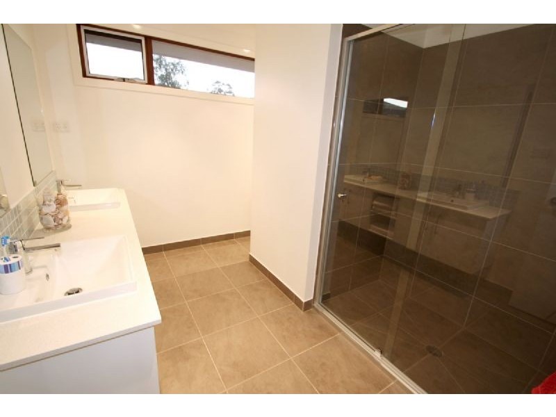 6 Eccles Way, Leongatha VIC 3953