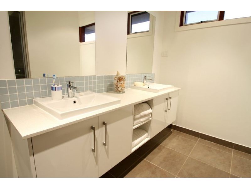 6 Eccles Way, Leongatha VIC 3953