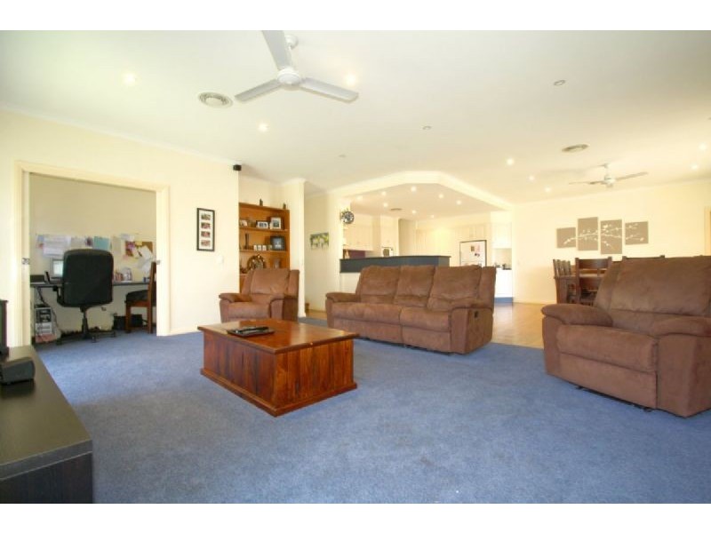 83 Parr Street, Leongatha VIC 3953