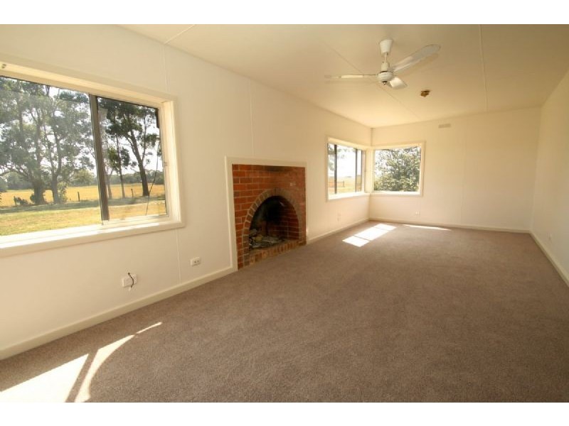 960 Falls Road, Fish Creek VIC 3959