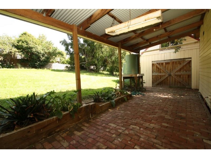 16 Hassett Street, Leongatha VIC 3953